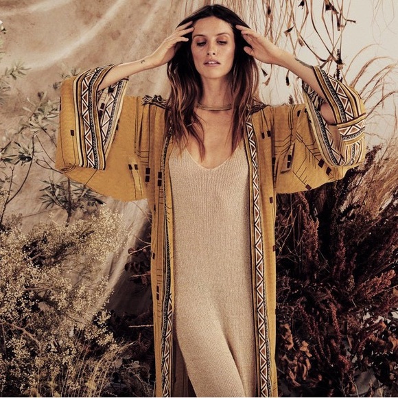 153. LAST 1! Gold Yellow Black Tribal Aztec Oversized Kimono Duster - Picture 4 of 6